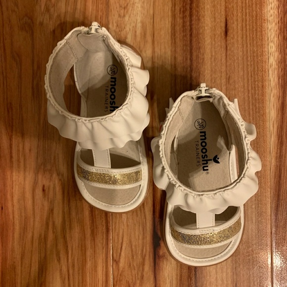 Mooshu Trainers - Picture 4 of 4